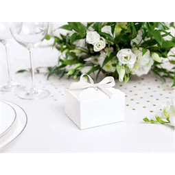 Dobozok felhő alakú fehér 8x7,5x4,5 cm S/10