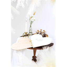 Fa vendégkönyv szív alakú 26,5x25 cm