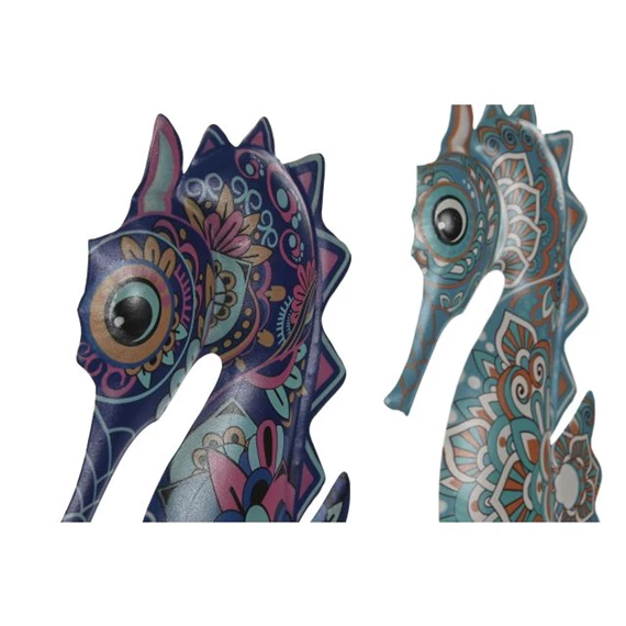 Fali dekoráció csikóhal 22x1,5x46 cm 2 féle