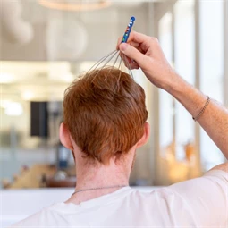 Fejmasszírozó, botanikus 3,75x9,25 cm