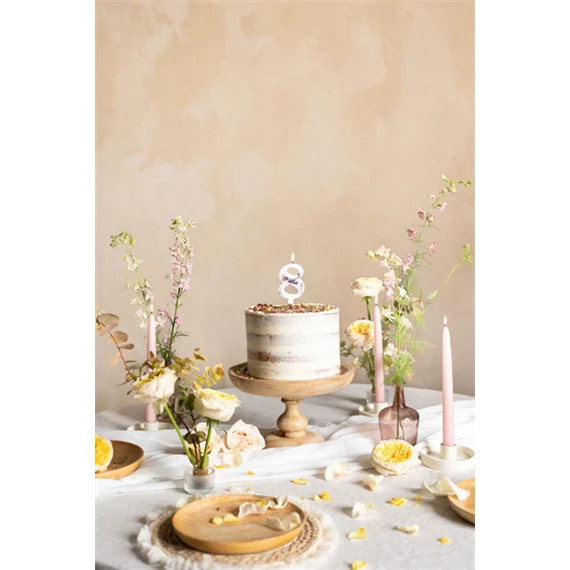 Gyertya 8-as szám fehér virágszirommal 8 cm