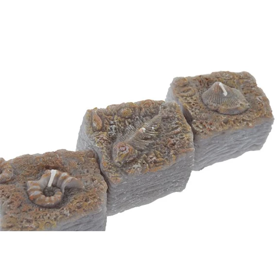 Gyertya 8x7,4x4,6 cm 3 féle