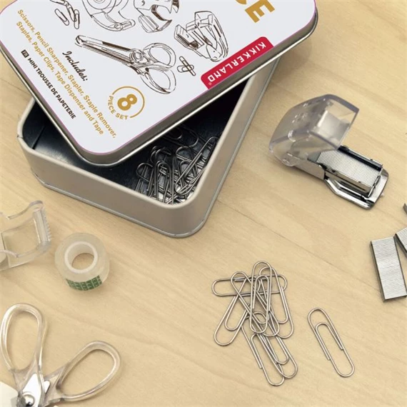 Irodai készlet fémdobozban