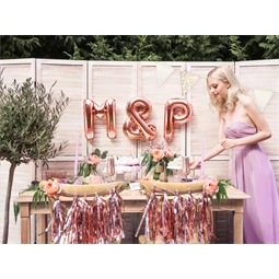 Lufi m betű fólia 35 cm rózsaarany