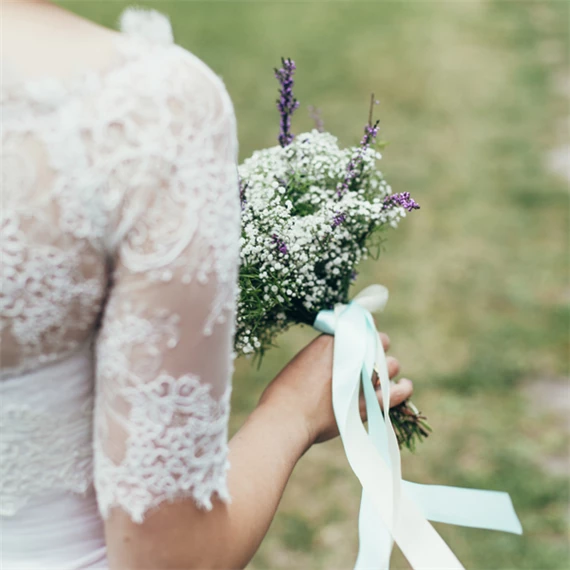 Szalag szatén világos krém 25 mm x 25 m