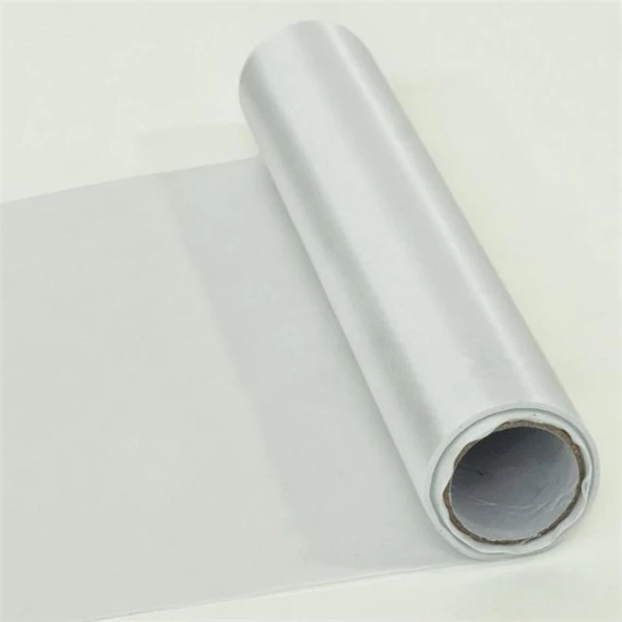 Szatén tekercs 32 cm x 6 m