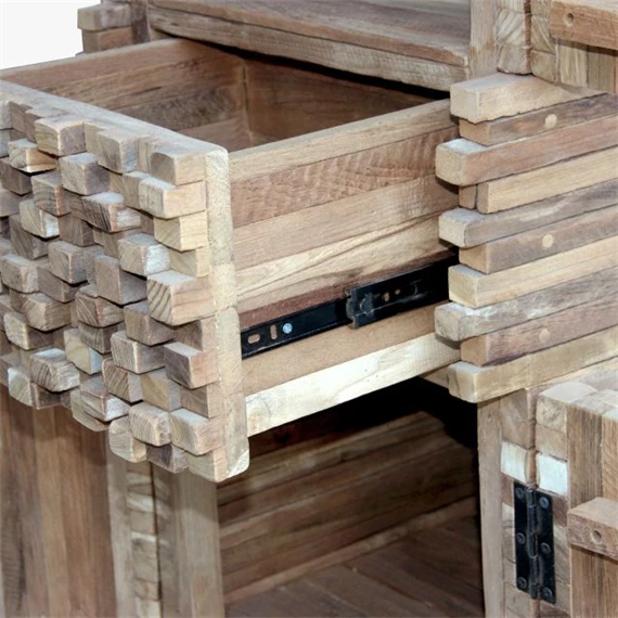 Szekrény 50x45x180 cm