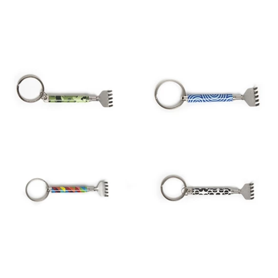 Teleszkópos hátvakaró kulcstartóval, mintás 15 cm