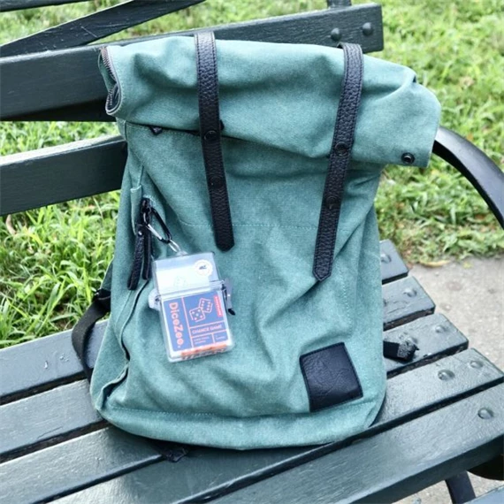 Utazó kockapóker szett 9,5x12x3,5 cm